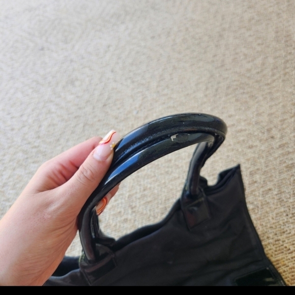 Tory Burch Small Ella Patent Tote Bag Black Logo - fair condition selling AS IS - Picture 5 of 7